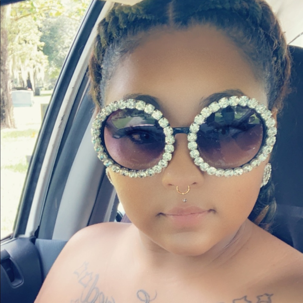 Meet your Posher, Josie